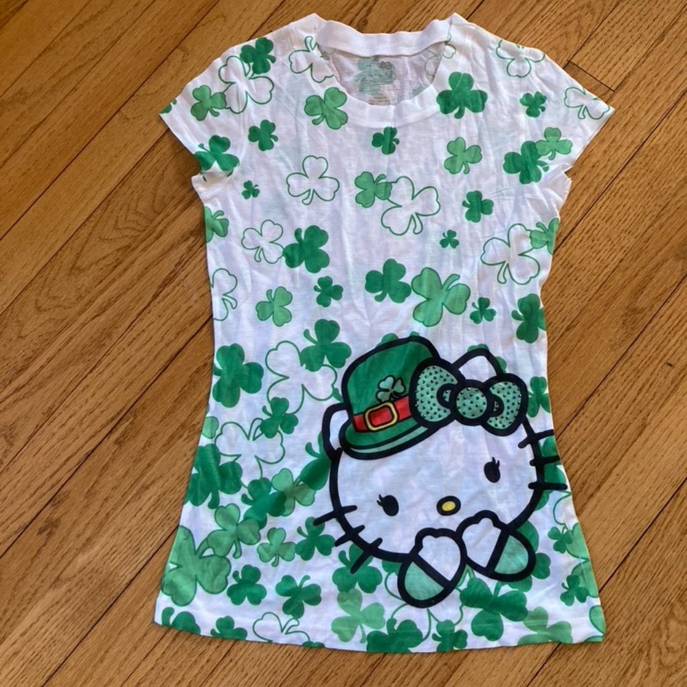 Hello Kitty Lucky Clover Tee sz S
